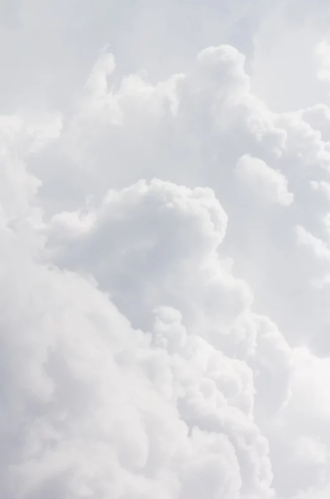 ToF Behang wolken wit